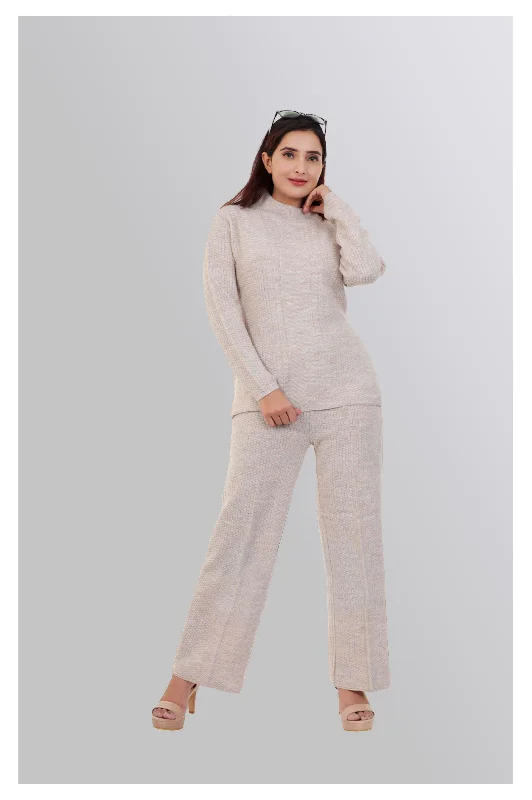 Neutral-Tone Textured Knitwear Set – Sweater and Pants Lace Blend Ribbed Blend Corduroy Blend