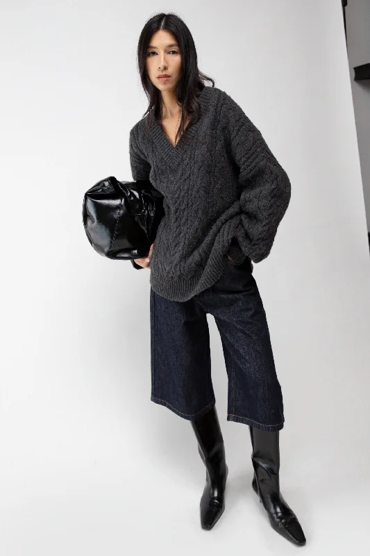 CABLE KNIT V-NECK SWEATER Mesh Sweater Canvas Denim